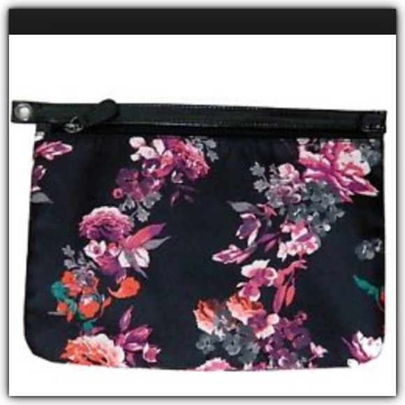 Cute floral wristlet/pouch - Picture 2 of 4