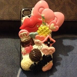 iPhone 4 case