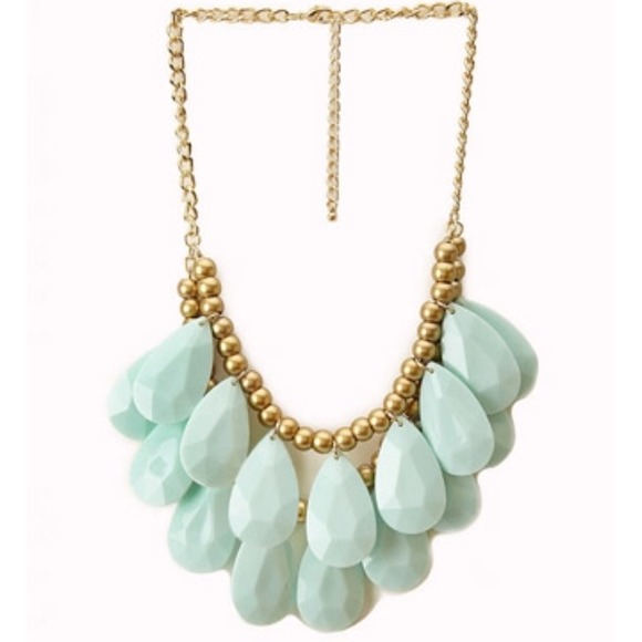 Forever 21 necklace
