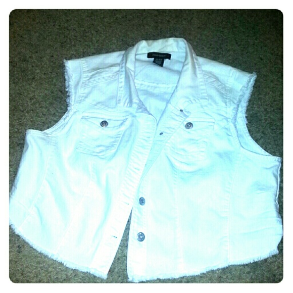 NWOT white denim jacket