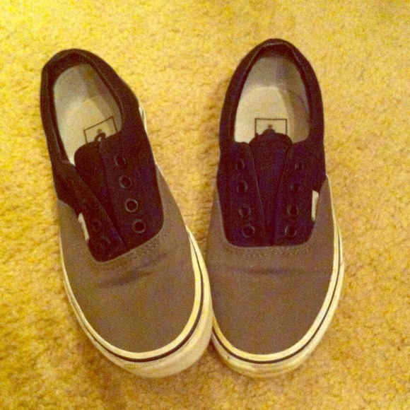✨ON HOLD✨Vans sneakers!