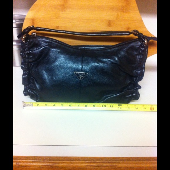 🌺SOLD🌺Black leather purse!  Great condition🌺 - Picture 3 of 4