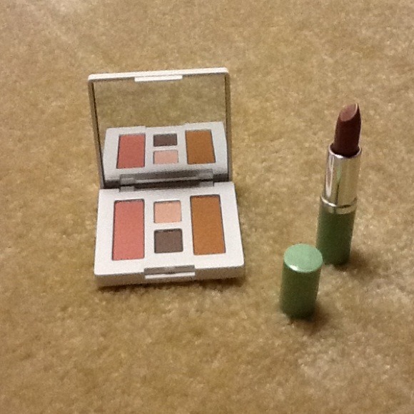 Clinique  lip stick