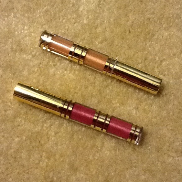 Brand new  Estee Lauder gloss 2 color