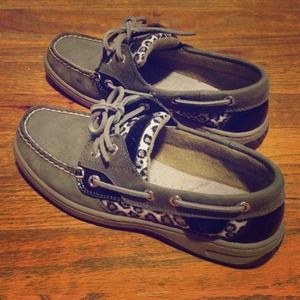 Grey Leopard Sperrys