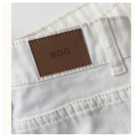 💓 Urban outfitter BDG High RISE Shorts 💓 - Picture 3 of 4