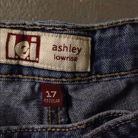 American flag shorts! - Picture 2 of 3