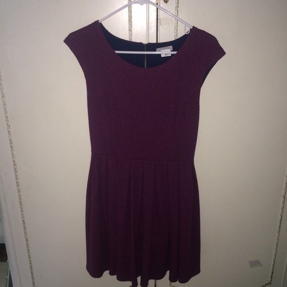 Urban Outfitter Cooperative red&blue chevron dress - Picture 2 of 4