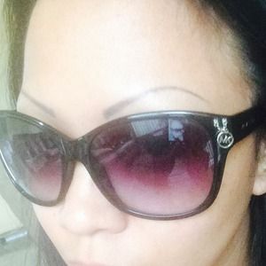 Michael Kors Accessories - 😎100% Authentic Michael Kors Sunglasses😎 Michael Kors Accessories - 😎100% Authentic Michael Kors Sunglasses😎