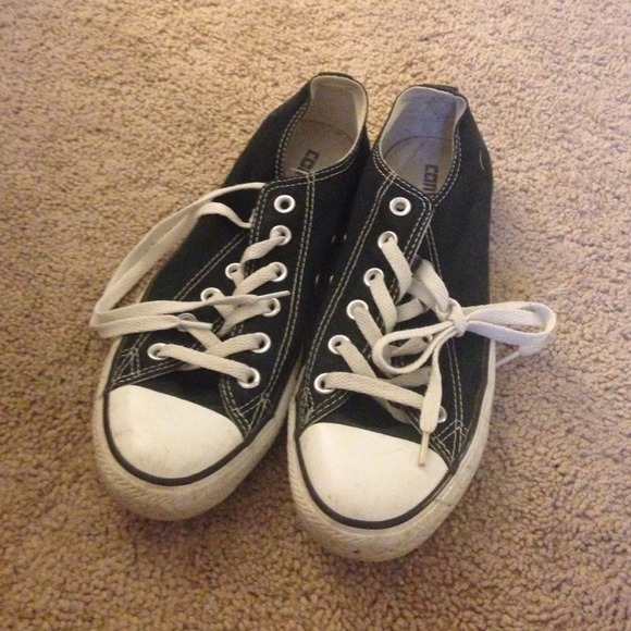 black converse