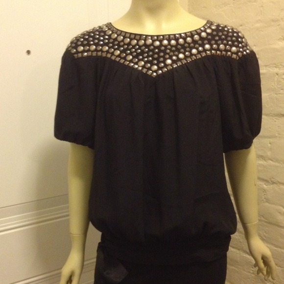 uber CHIC Sheri Bodell Silk & Metal Blouson Top