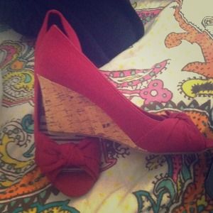 Never worn American Eagle open toe cork wedges