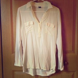 🌱New Listing🌱 White shirt