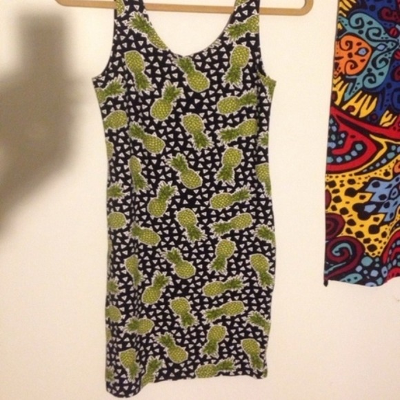 H&M pineapple bodycon dress 🍍