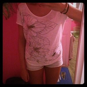 white flower top