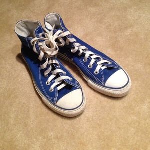 Blue high top converse