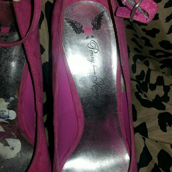 New Pink High Heels - Picture 4 of 4