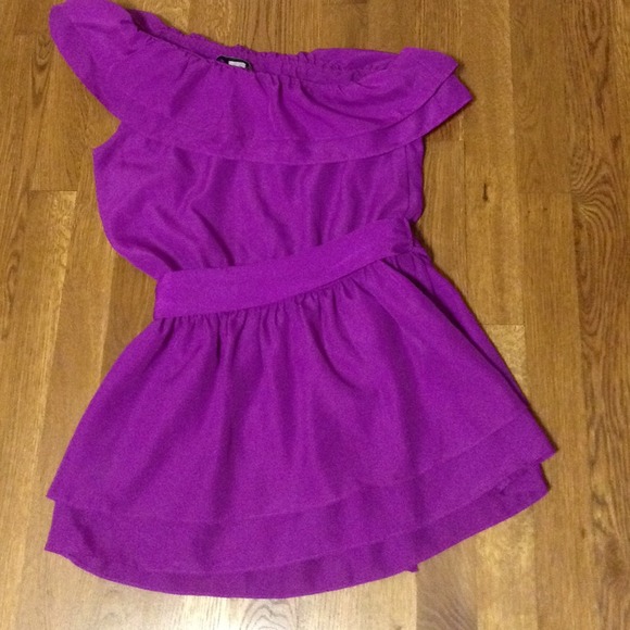 Purple-Violet Top - Picture 2 of 3