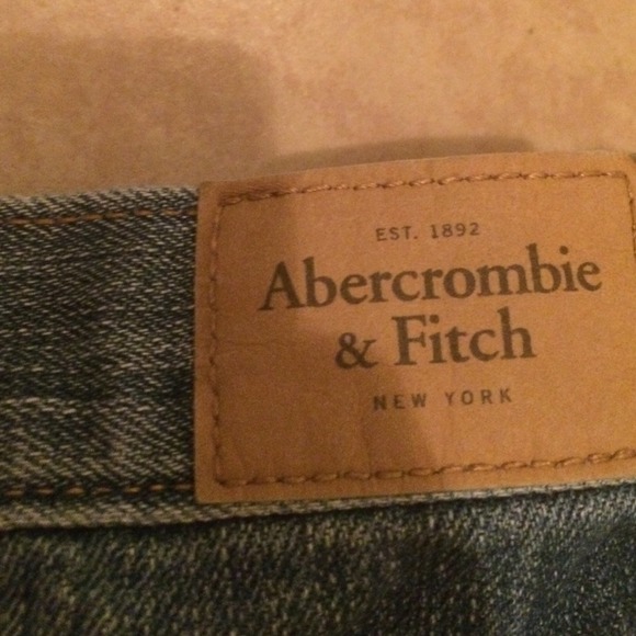 Abercrombie Jean Shorts - Picture 3 of 3