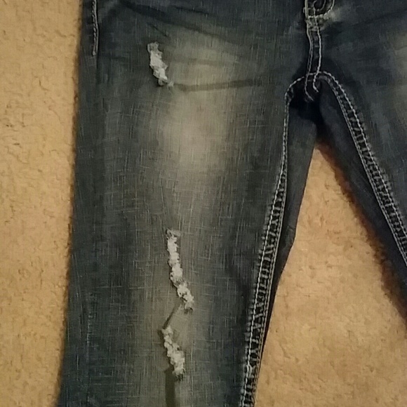 New capris - Picture 2 of 3