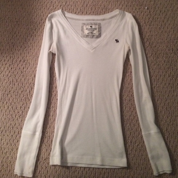 WHITE LONG SLEEVE ABERCROMBIE SHIRT