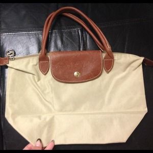 100% authentic Longchamp "mini le pilage" handbag