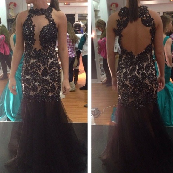 Sherri Hill Dresses & Skirts - Sherri Hill dress. Size 0. Only worn once!
