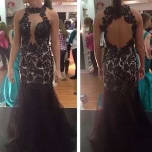 Sherri Hill dress. Size 0. Only worn once!