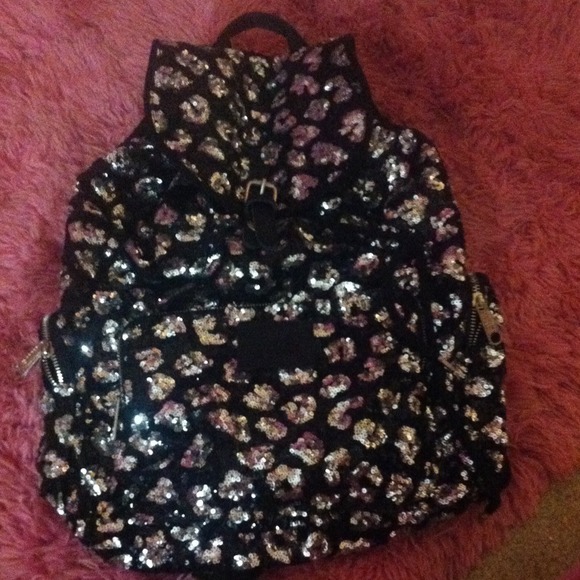 VS sparkle cheetah bookbag