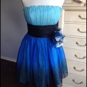 Fab n flirty Betsey Johnson original!