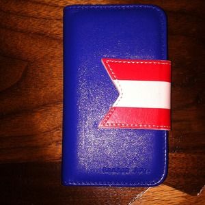 Blue iPhone 4/4S Wallet