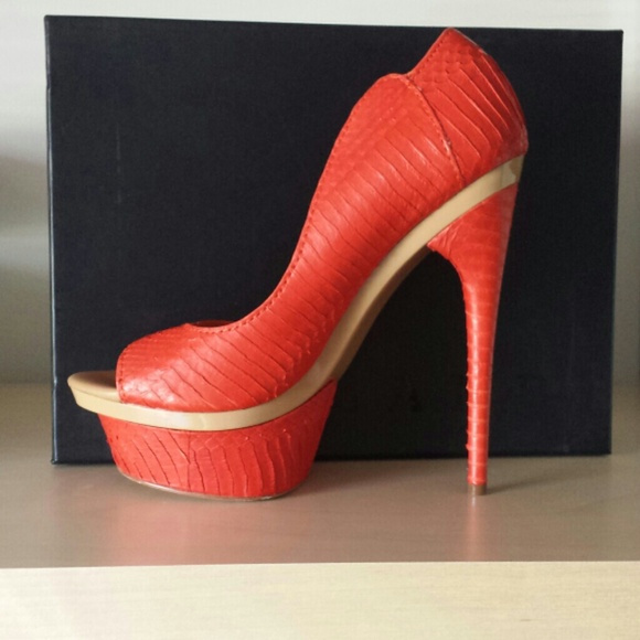 Brand New L.A.M.B. Peeptoe Heels - Picture 3 of 3