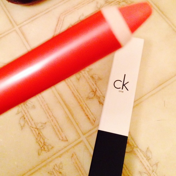 CKone eye gloss pencil - Picture 1 of 3