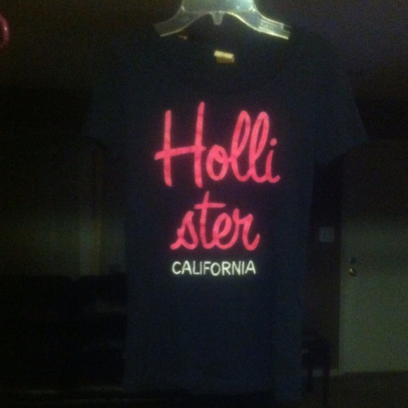 Hollister T-shirt