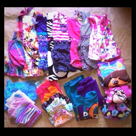 Baby girl clothes lot