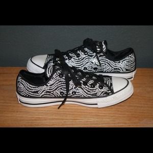 sequined woman's 10 converse men's 8