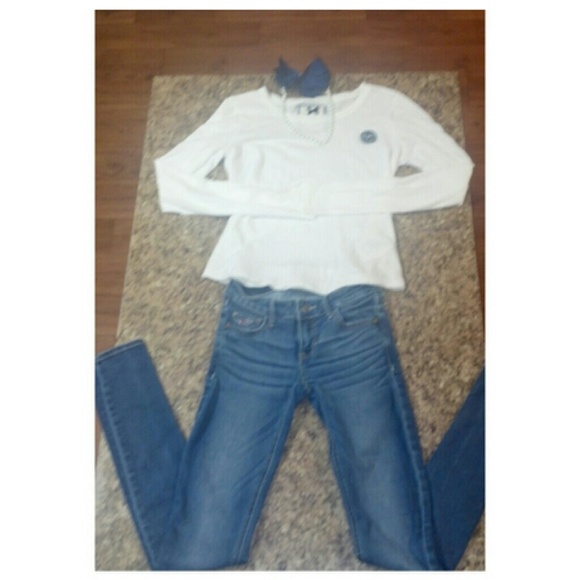 Gilly Hicks long sleeved shirt