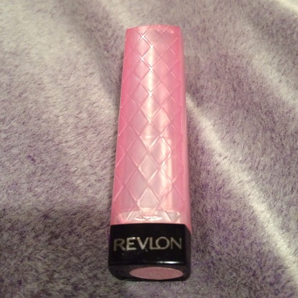 NWT revlon 055 cupcake lipstick