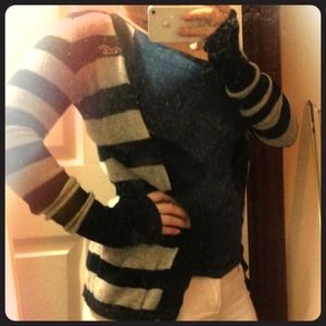 HOLLISTER CARDIGAN FOR SALE