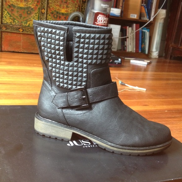 SOLD.  Black Boots With 3D Pattern