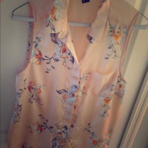 H&M GORGEOUS TOP WITH SEE THREW BACK