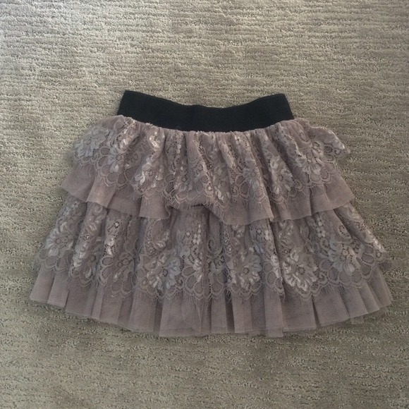 Tillys tiered lace skirt