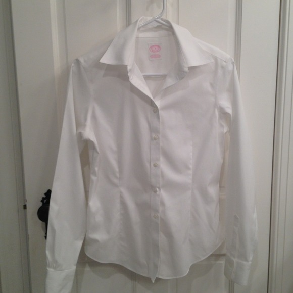 White Brooks Brothers Tailored non-iron shirt