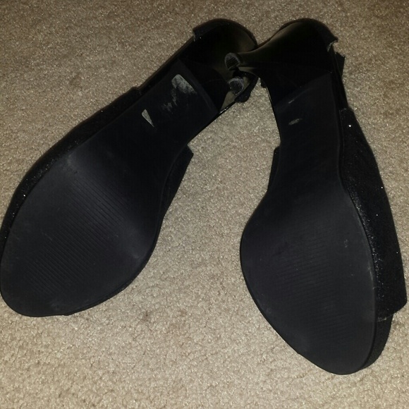 Black sparkly heels - Picture 2 of 3