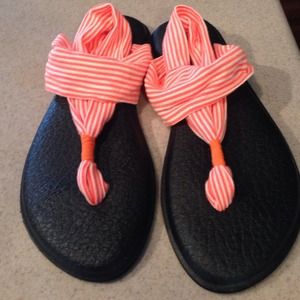 Sanuk Yoga Sling 2- size 8