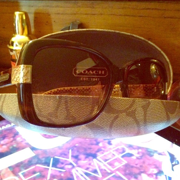 💯Authentic Coach sunglasses
