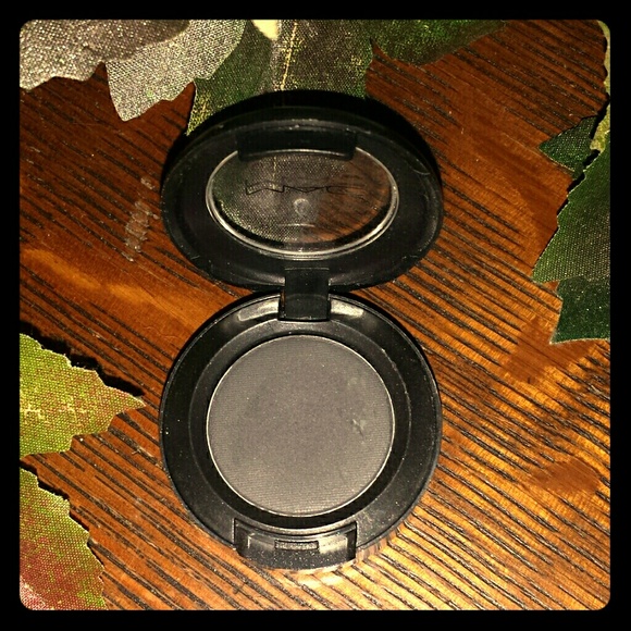 MAC Typographic eyeshadow