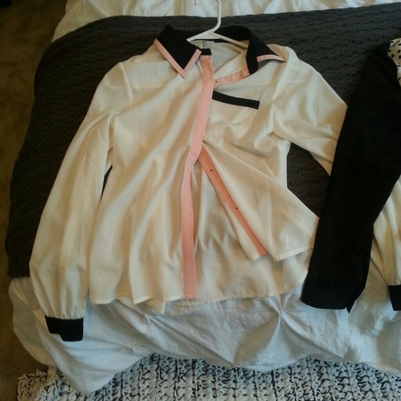 Sheer long sleeve - Picture 1 of 1