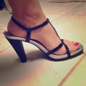 🔆HOST PICK🔆Gianni Bini Heels