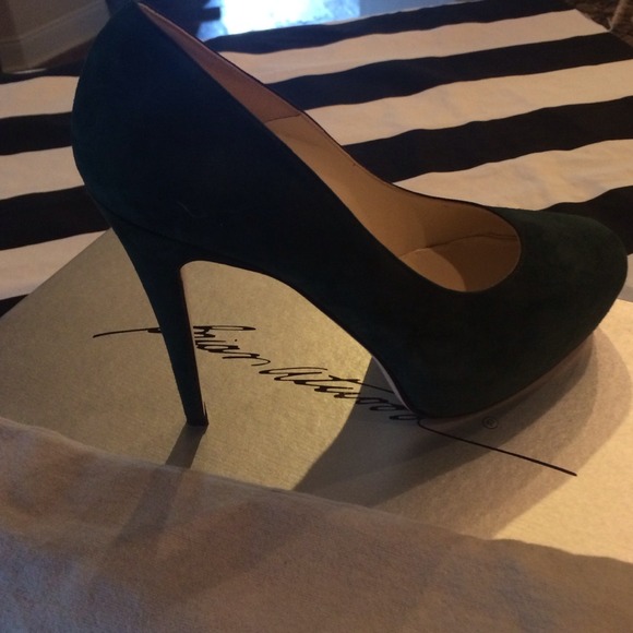 🎀Brian Atwood🎀 hunter green heels - Picture 3 of 3